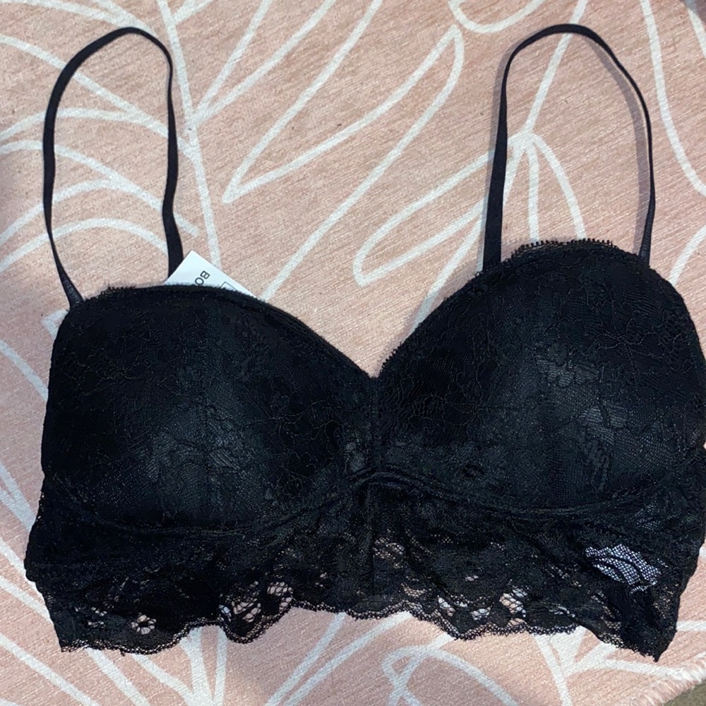 Zumiez Lightly Padded Bralette Size M